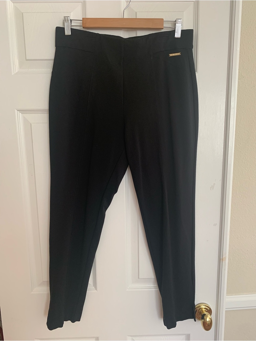 Michael Kors Leggings: Black PullOn Slim, 2” Side Slits, Gold Logo, L